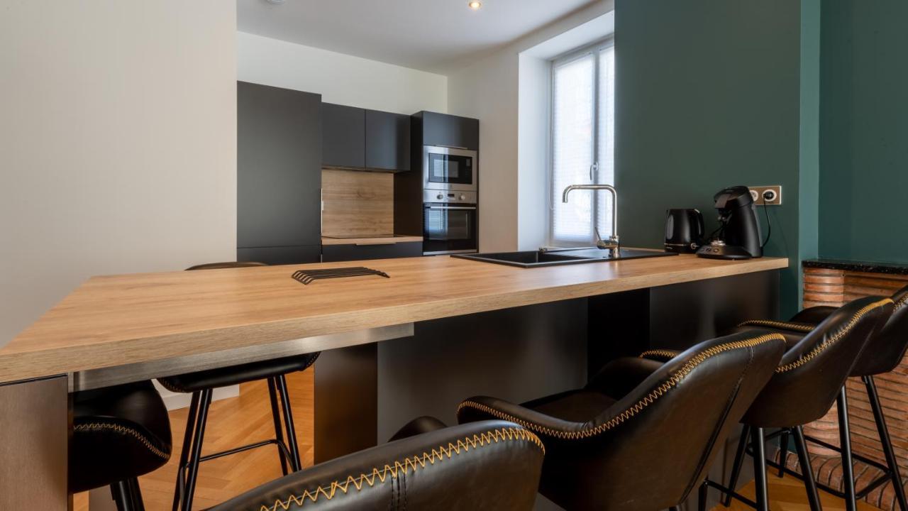 L'art déco : T3 à Rodez, 2 Places Parking Privé, Terrasse Extérieur photo